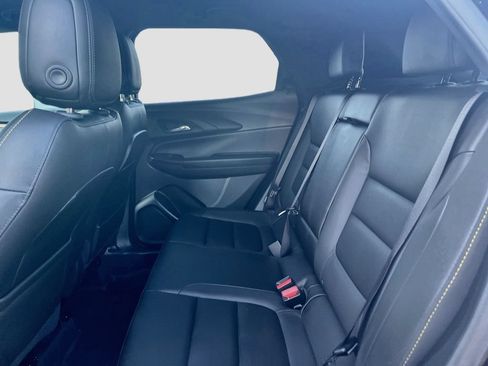 Used 2025 Chevrolet TrailBlazer ACTIV w/ Convenience Package FWD image 23
