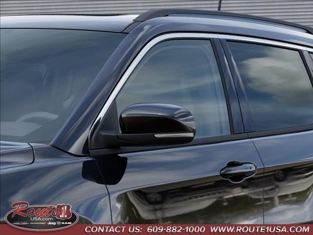New 2026 Jeep Compass Limited w/ Sun, Sound & Navigation Group AWD/4WD image 13
