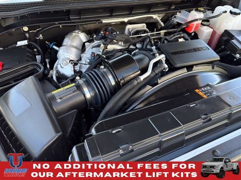 Used 2025 Chevrolet Silverado 3500 LTZ AWD/4WD image 14