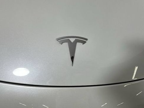 Used 2020 Tesla Model 3 Long Range AWD/4WD image 8