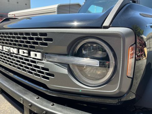 Used 2025 Ford Bronco Badlands AWD/4WD image 11