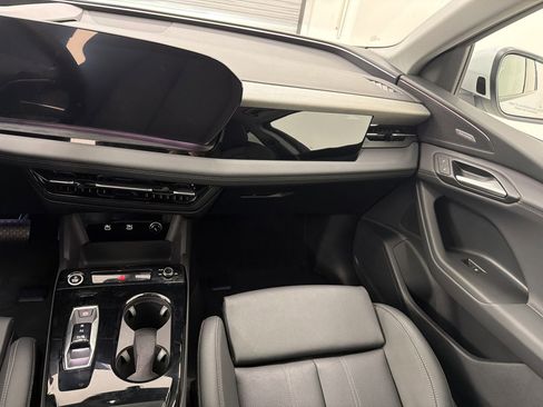 Used 2025 Audi Q6 e-tron Premium Plus w/ Premium Plus AWD/4WD image 25