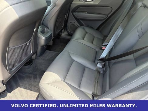 Certified 2023 Volvo XC60 B5 Plus w/ Climate Package AWD/4WD image 31
