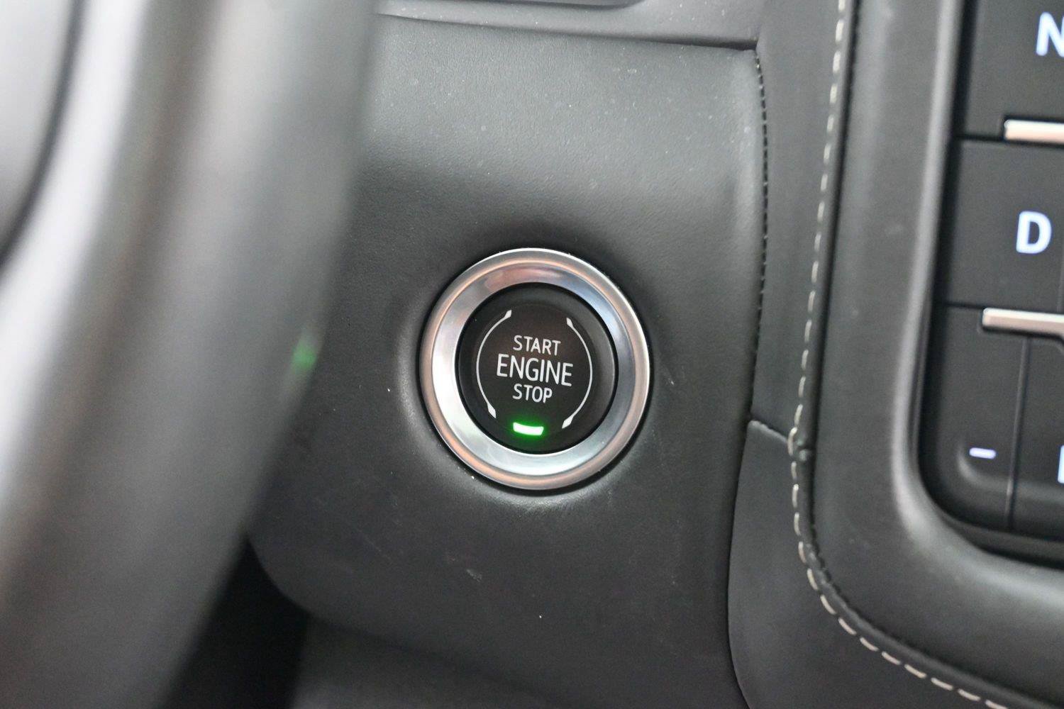Used 2023 GMC Yukon Denali Ultimate AWD/4WD image 23