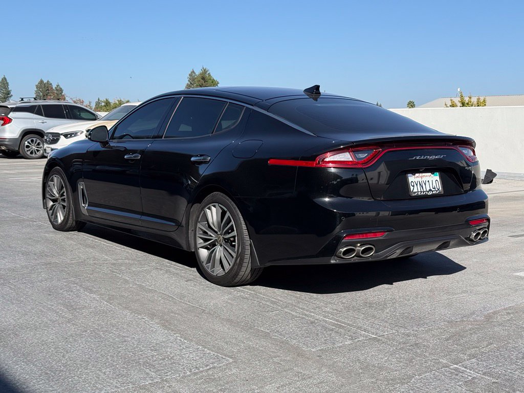 Used 2018 Kia Stinger Premium AWD/4WD image 2