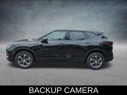 Used 2024 Chevrolet Blazer LT FWD image 4