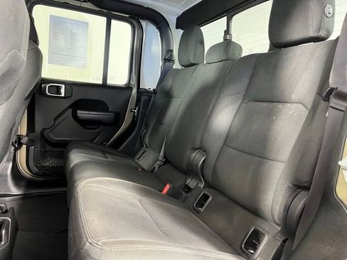 Used 2020 Jeep Gladiator Sport w/ Quick Order Package 24S AWD/4WD image 35