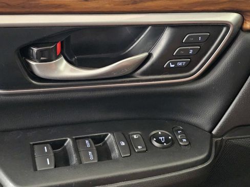 Used 2022 Honda CR-V Touring image 19