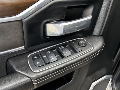 Certified 2022 RAM 2500 Laramie AWD/4WD image 16