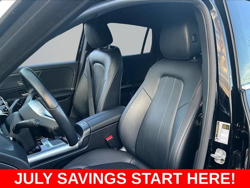 Used 2025 Mercedes-Benz GLA 250 4MATIC image 25