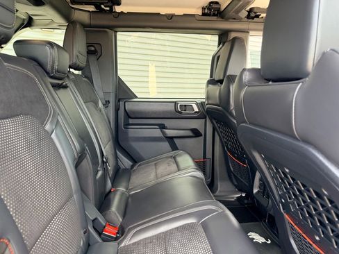 Used 2025 Ford Bronco Raptor AWD/4WD image 42