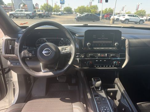 Used 2024 Nissan Pathfinder Rock Creek AWD/4WD image 17