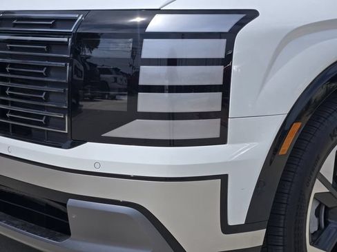 Certified 2026 Hyundai Palisade Limited AWD/4WD image 5