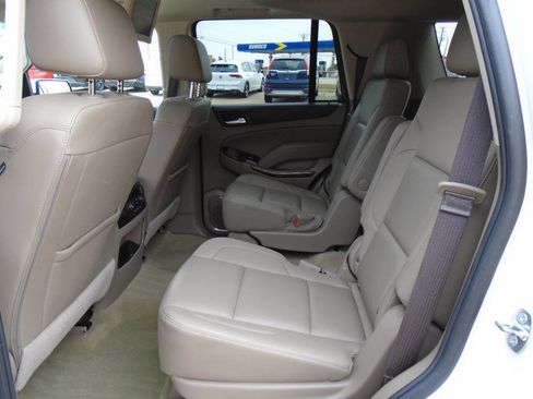 Used 2018 GMC Yukon SLT w/ Open Road Package image 10