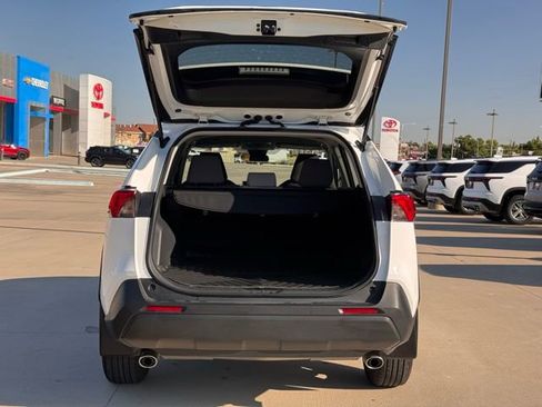 Used 2024 Toyota RAV4 XLE image 17