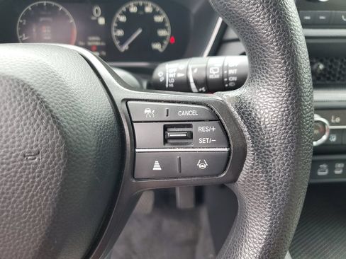 Used 2023 Honda CR-V EX image 27