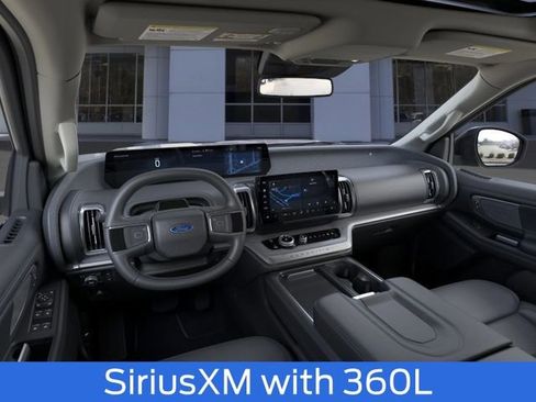 New 2026 Ford Expedition Platinum w/ Driver's Package AWD/4WD image 10