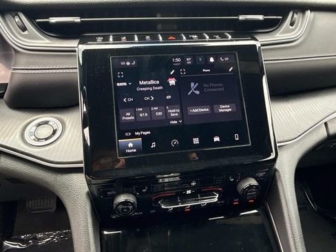 Used 2024 Jeep Grand Cherokee L Laredo AWD/4WD image 19