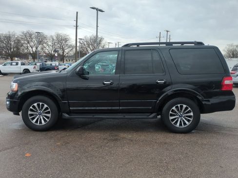 Used 2017 Ford Expedition XLT AWD/4WD image 5