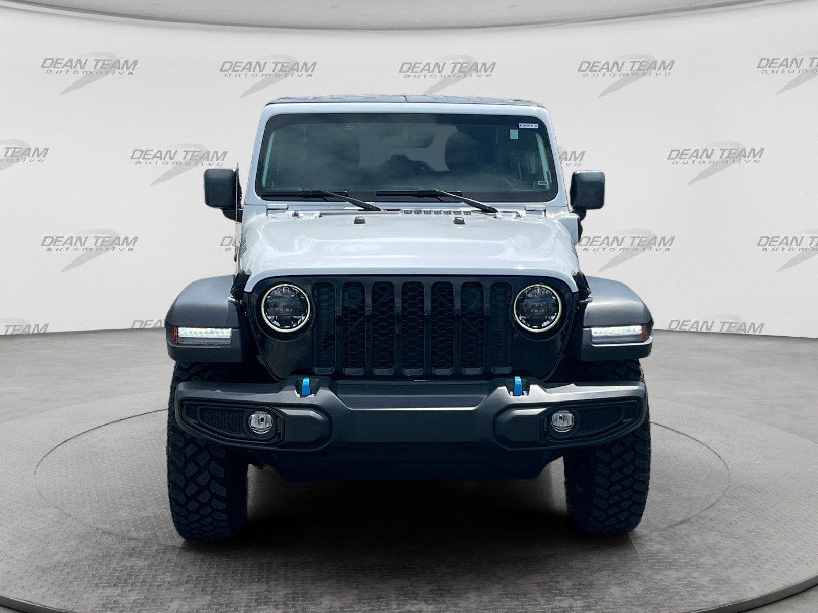 Used 2023 Jeep Wrangler Unlimited w/ 8.4" Radio Group AWD/4WD image 2