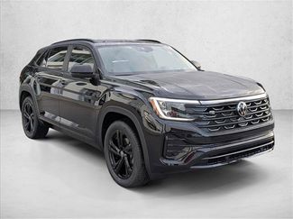 New 2026 Volkswagen Atlas Cross Sport SEL R-Line AWD/4WD video 3
