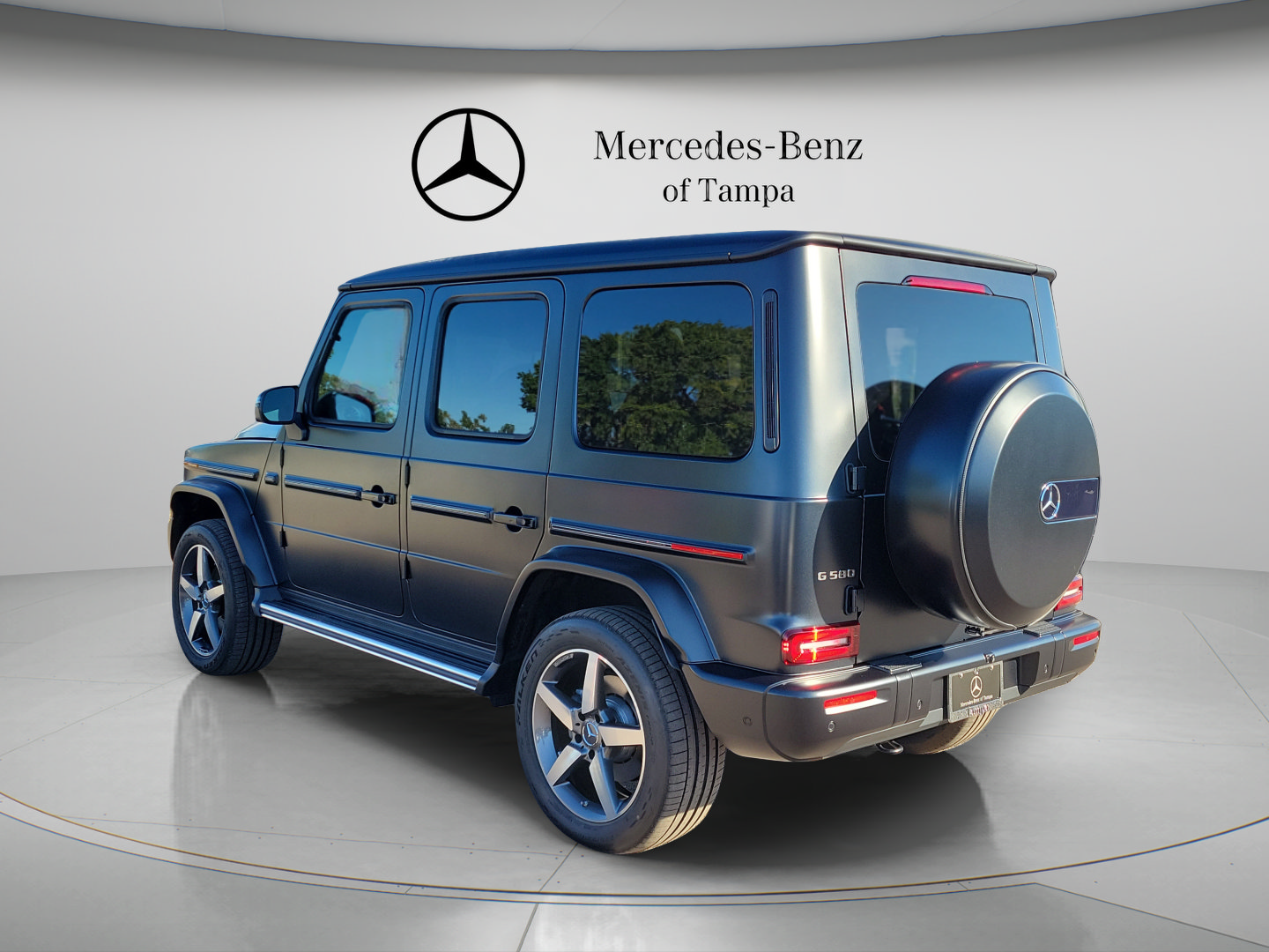 New 2027 Mercedes-Benz G 580 e image 2