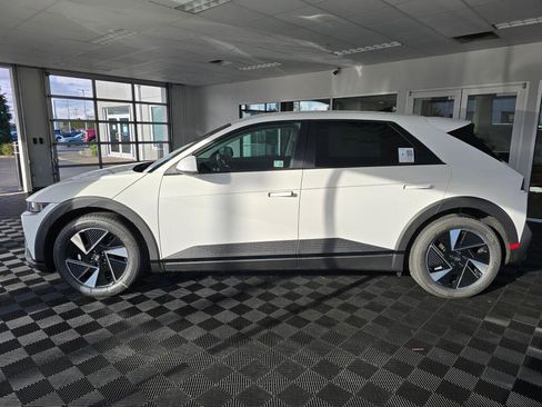 New 2026 Hyundai Ioniq 5 SEL image 7