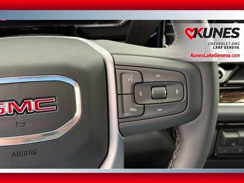 New 2026 GMC Sierra 1500 SLE w/ Preferred Package AWD/4WD image 45