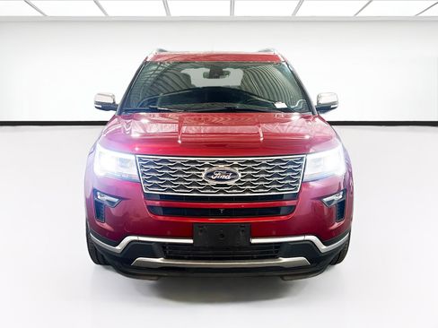 Used 2018 Ford Explorer Platinum AWD/4WD image 2