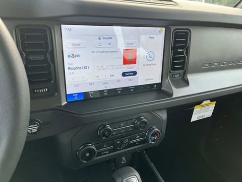 New 2025 Ford Bronco 4-Door w/ Sasquatch Package AWD/4WD image 8