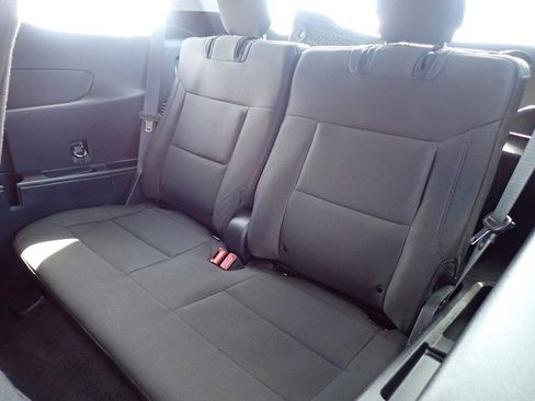 Certified 2023 Ford Explorer XLT image 18