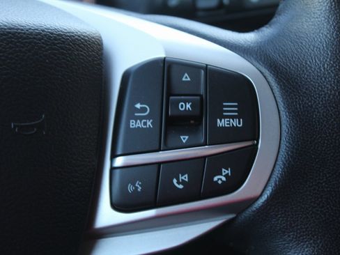 Used 2023 Ford Explorer XLT w/ Equipment Group 202A image 24