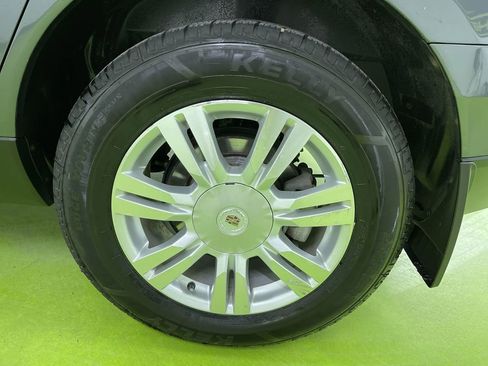 Used 2011 Cadillac SRX Luxury image 14