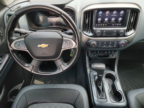 Used 2020 Chevrolet Colorado Z71 AWD/4WD image 28