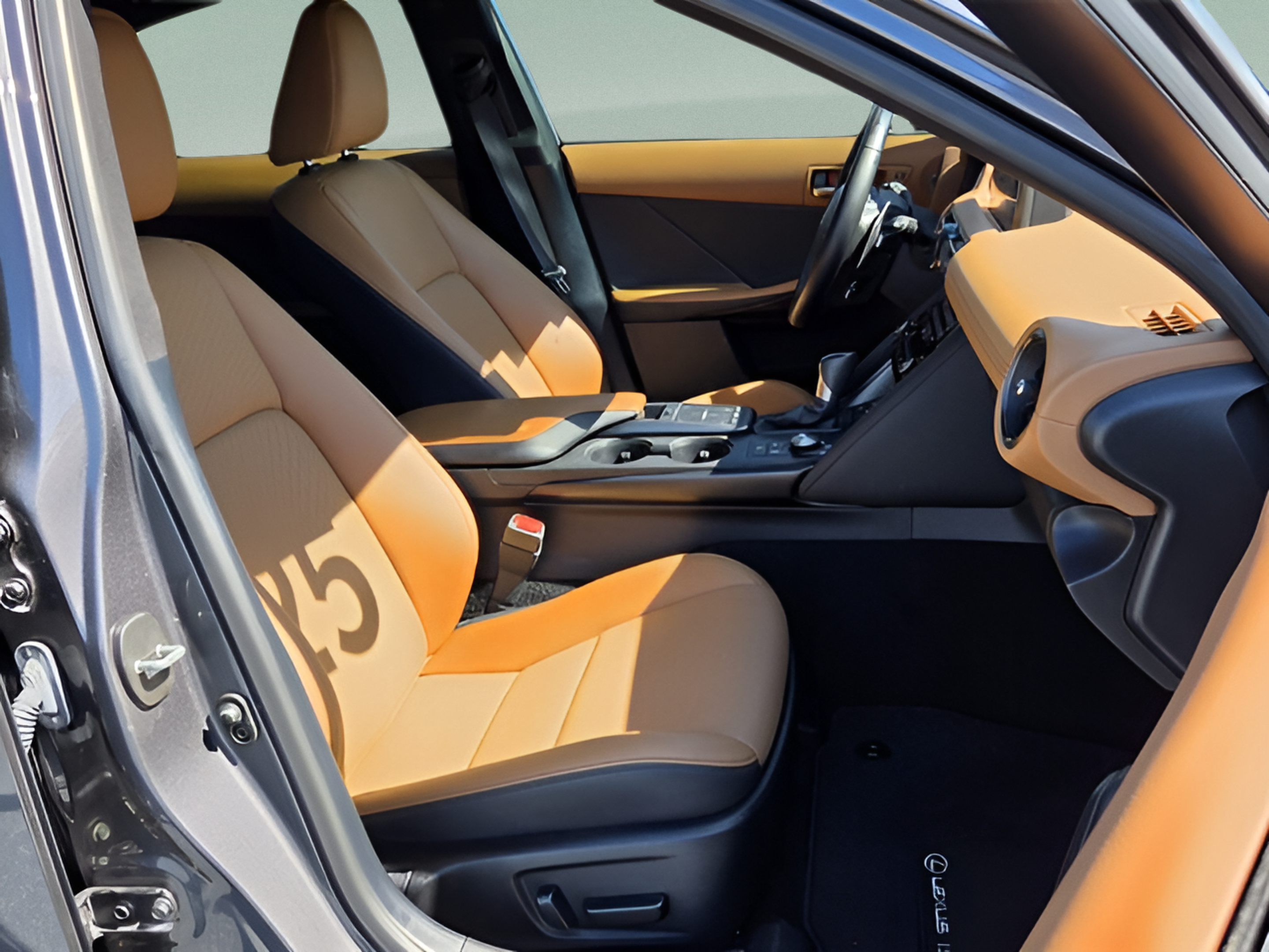 Certified 2025 Lexus IS 300 w/ Premium Package RWD image 15