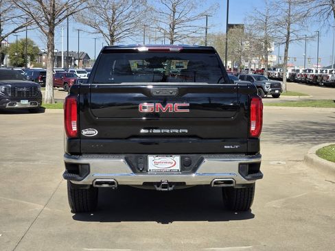 Used 2023 GMC Sierra 1500 SLT AWD/4WD image 6