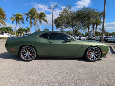 Used 2022 Dodge Challenger SRT Hellcat Redeye image 5