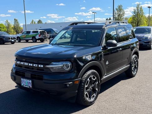 Used 2022 Ford Bronco Sport Outer Banks w/ Tech Package AWD/4WD image 4