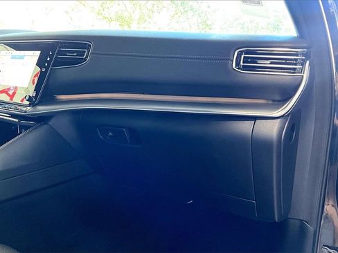 Used 2024 Jeep Wagoneer Series II image 25