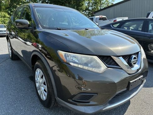 Used 2016 Nissan Rogue S AWD/4WD image 1