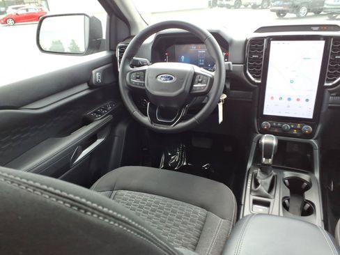 Used 2024 Ford Ranger XLT w/ FX4 Off-Road Package AWD/4WD image 10