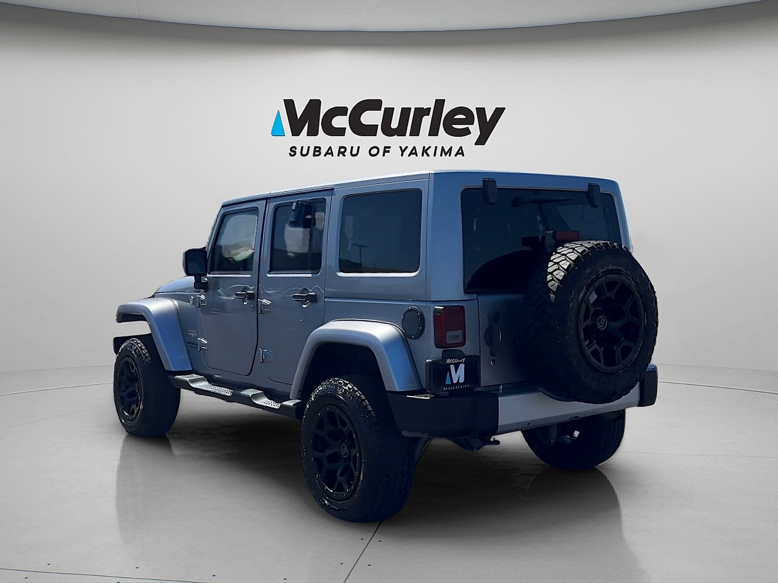 Used 2013 Jeep Wrangler Unlimited Sahara w/ Connectivity Group AWD/4WD image 4