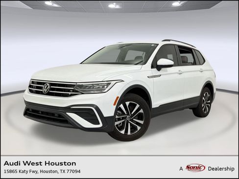 Used 2024 Volkswagen Tiguan S FWD image 1