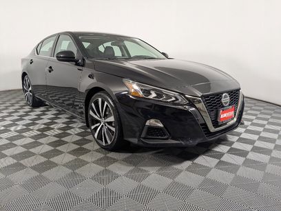 Used 2022 Nissan Altima 2.5 SR