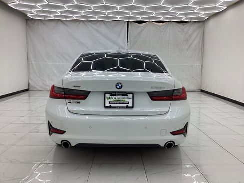 Used 2021 BMW 330e xDrive w/ Convenience Package AWD/4WD image 10