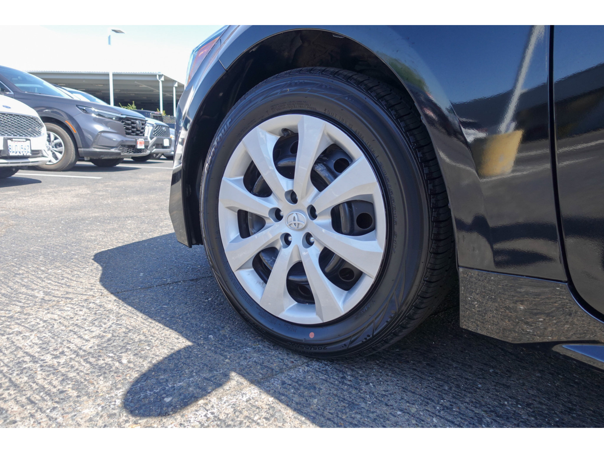 Certified 2025 Toyota Corolla LE FWD image 25
