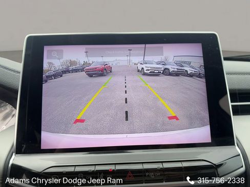 Used 2025 Jeep Compass Limited AWD/4WD image 21