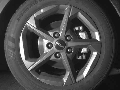 Used 2025 Kia K4 FWD image 13