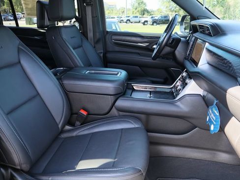 Certified 2021 GMC Yukon XL Denali w/ LPO, Illumination Package AWD/4WD image 34