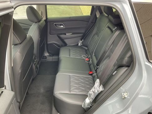 New 2026 Nissan Rogue Platinum image 21